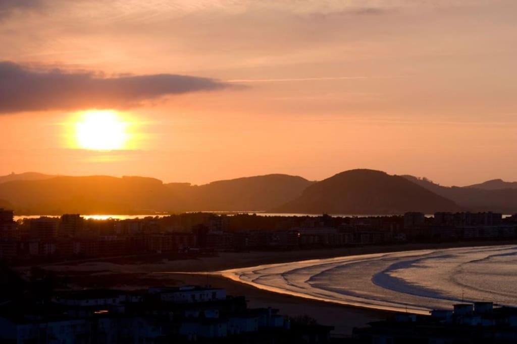 Reformado, A 2Min De Playa, En La Mejor Zona. Lejlighed Laredo Eksteriør billede
