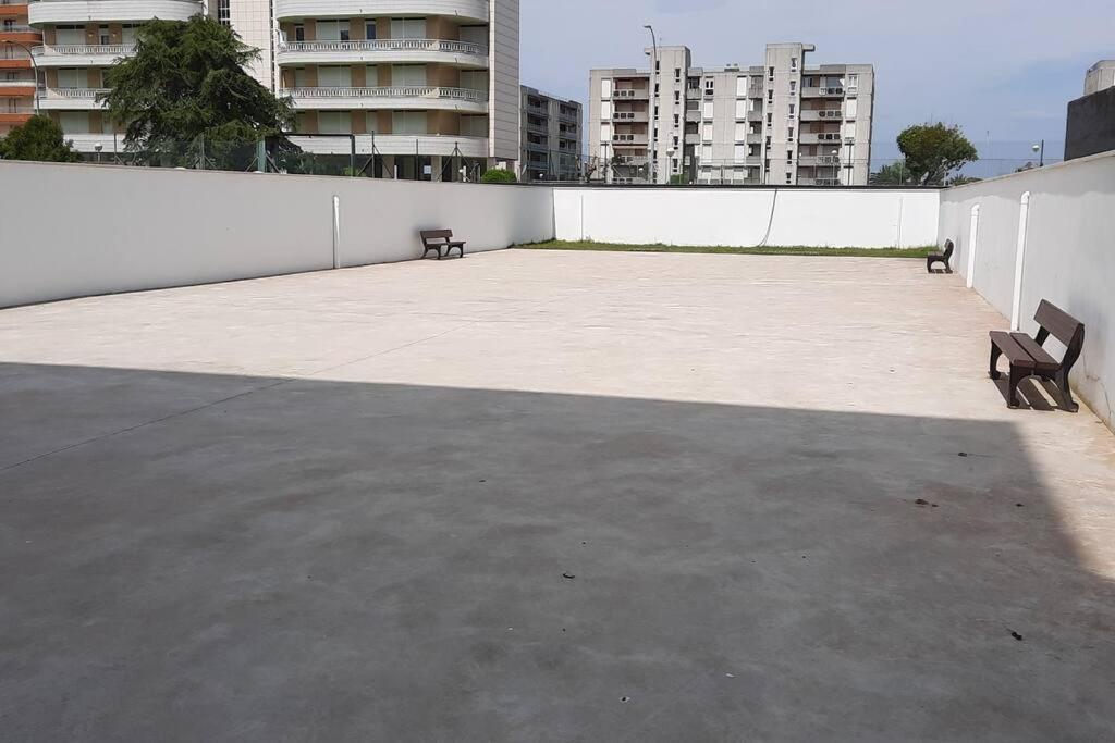Reformado, A 2Min De Playa, En La Mejor Zona. Lejlighed Laredo Eksteriør billede